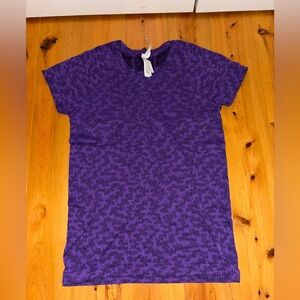 Athleta short sleeve shirt